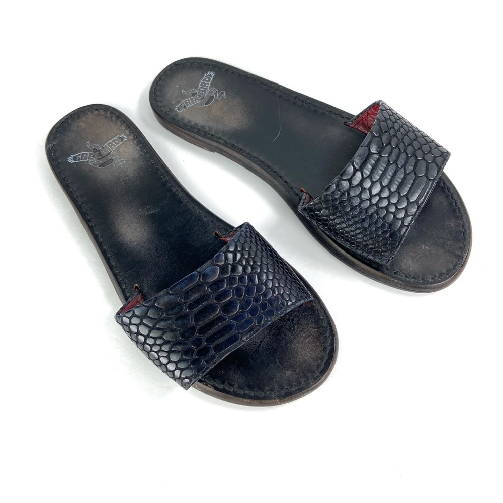 FREEBIRD Leather Embossed Crocodile Slide Golden Sandal Black 9 Boho Bohemian